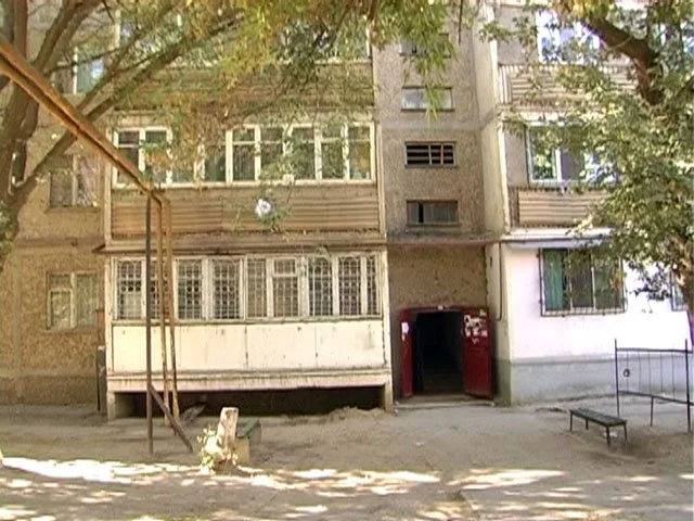 В Шымкенте 2446 должников