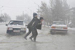 Наводнение в Темирлановке. Фото из архива Otyrar.kz