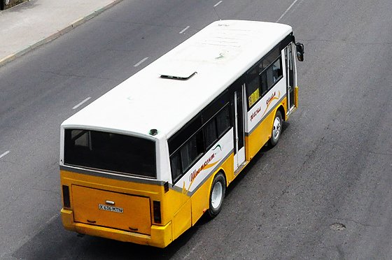 Довозить инвалидов до МСЭК владельцы автобусных парков Шымкента не хотят