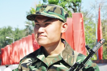 Максат Бекжанов - солдат воинской части 6506