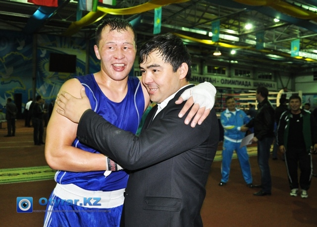 Ерболата поздравил с победой боксер, бронзовый призер олимпийских игр 2008 года Еркебулан Шыналиев