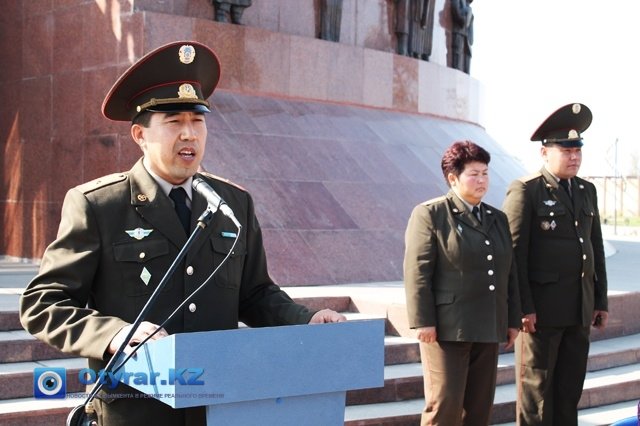 Ажимухан Шинтаев говорит торжественную речь