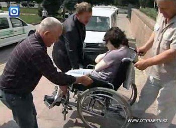 Месячник доступа инвалидов к искусству стартовал в Шымкенте