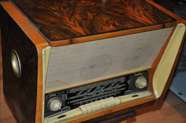 Вот оно самое старое радио в Шымкенте