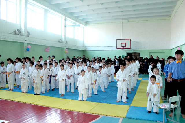 Первенство города собрало более 120 спортсменов с разных школ Шымкента.