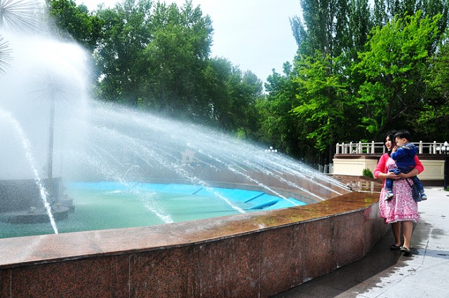 Сегодня в Шымкенте заработали городские фонтаны