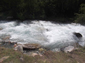 Такая она неспокойная и шумная река Сайрам су.