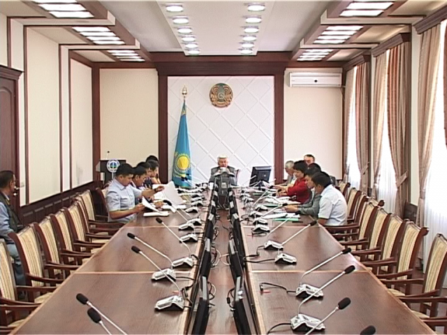 Освоение бюджетных денег обсуждали члены постоянной комиссии областного маслихата