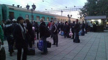 На шымкентском ЖД вокзале процветает незаконная торговля