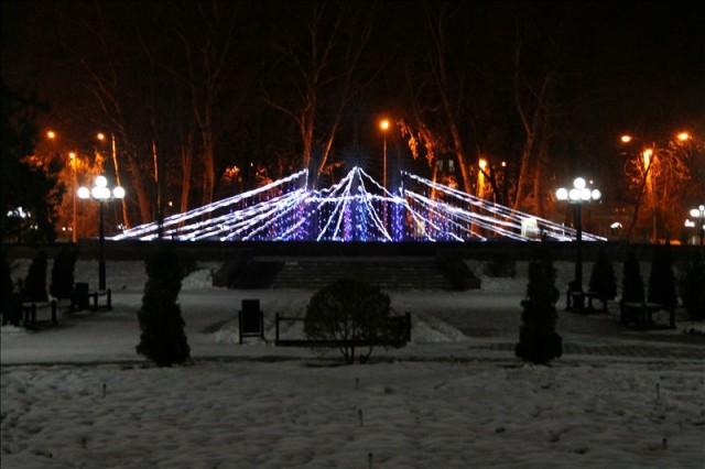 Вот так ночью выглядит фонтан в Центральном парке