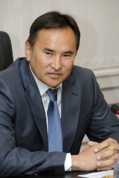 Аким Южно-Казахстанской области А. Мырзахметов