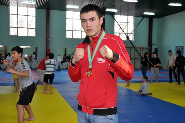Сардор Хасанбаев, чемпион РК по ушу-саньда