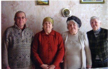 Дети фронтовика данилы Семенова (слева направо): Владимир, Агрипина,София, Алефтина