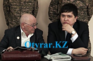 Адвокат Талгат Есимов (справа)
