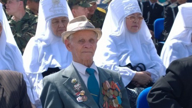 Ветеран Великой Отечественной войны Николай Тарасов: "Наша армия может дать достойный отбор врагу"