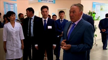 Нурсултан Абишевич попросил врачей быть внимательнее к молодым пациентам