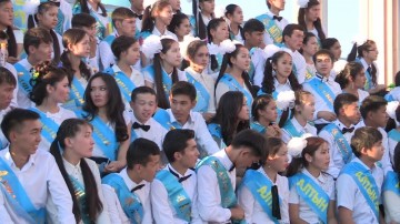 Это самые дисциплинированные, самые активные и самые умные выпускники школ Южно-Казахстанской области