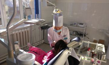 Шымкентская детская стоматологическая клиника (единственная в городе) находится за бывшим магазином «Скороход»