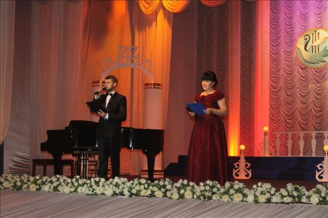 Начался международный конкурс "Казахская романсиада-2014"