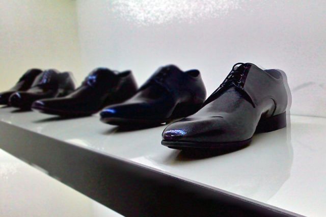 Широкий ассортемент мужской обуви