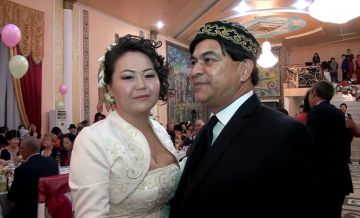 Фото со свадьбы Хесуса Гарай и Жанат Алиповой