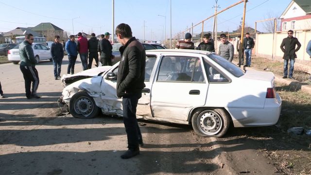 Авария с пострадавшими произошла на углу улиц Аргынбекова и Байтурсынова