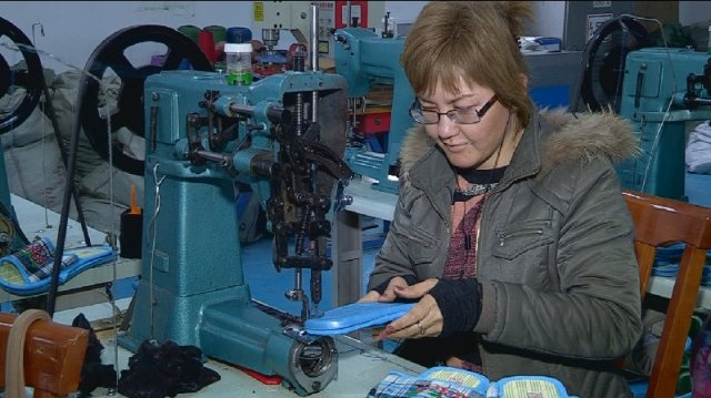 Открытая пол года назад, на территории индустриальной зоны "Онтустик", фабрика обеспечила работой 15 человек