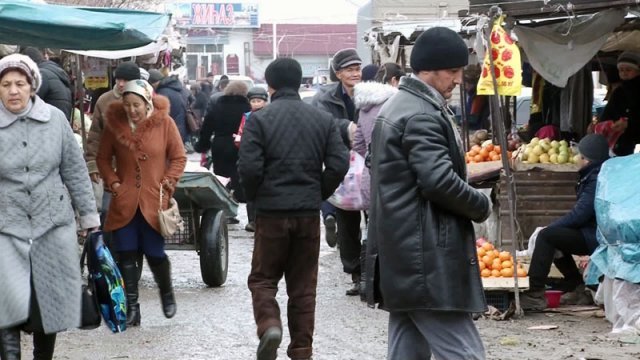 Новый базар в Туркестане не может дождаться открытия