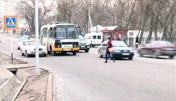 Переходить дорогу возле областного ЦОНа станет безопасно только в апреле