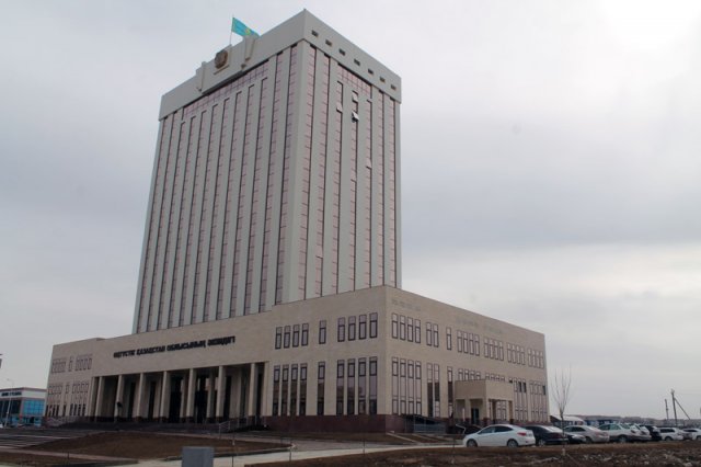 Новый административно-деловой центр Шымкента, расположенный в микрорайоне «Нурсат»