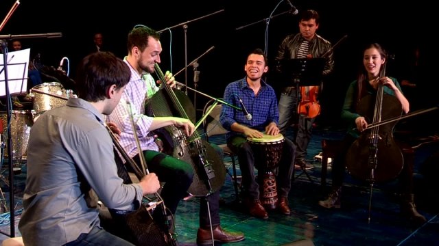 Музыканты из США собрали в Шымкенте полный зал