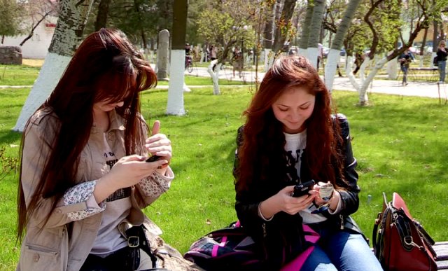 В шымкентских парках снова заработал бесплатный интернет