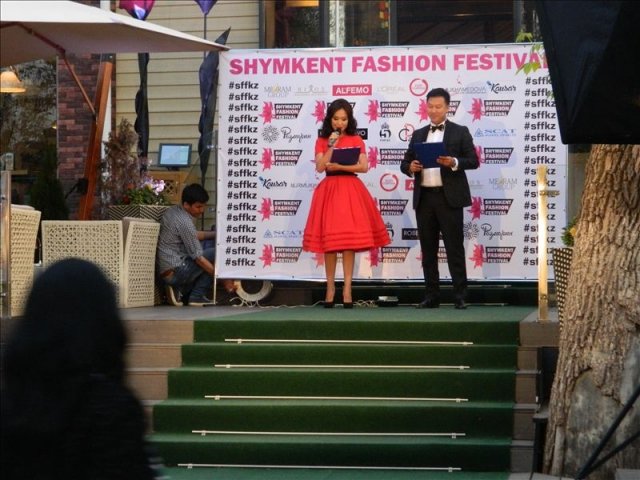 В Шымкенте проходит первый модный фестиваль "Shymkent Fashion Festival"