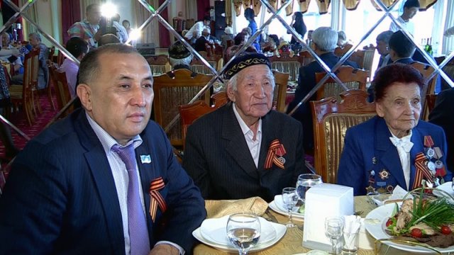 Ветеранов чествовала Ассоциация "Гражданский Альянс ЮКО"