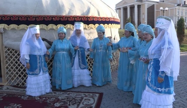 Шардаринцы феерично выступили в конкурсе "Мәдениетім мерейім"