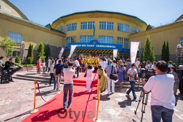 "Bala Turkvizyon-Казахстан". Открылся «Звездный дом»