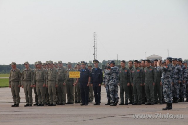 Казахстанские лётчики заняли второе место на конкурсе "Авиадартс-2015"