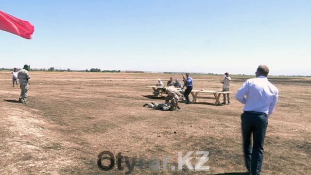 Боевое взаимодействие продемонстрировали спецназовцы России и Казахстана на слете ветеранов в Шымкенте