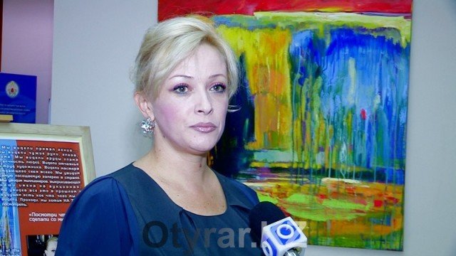 В Шымкенте проходит выставка художницы Натальи Кашириной