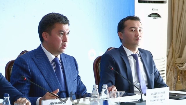 Габидулла Абдрахимов и Сапарбек Туякбаев