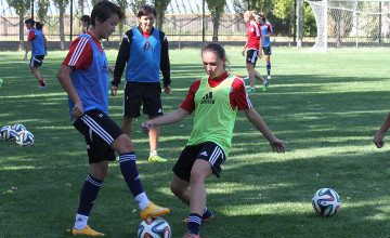 Женская сборная Казахстана тренируется в Шымкенте