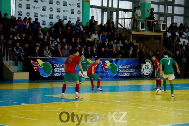 Шымкентская молодежь стала победителем студенческой лиги по футболу