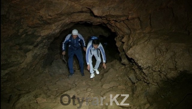 В горах Южного Казахстана обнаружена неизвестная пещера