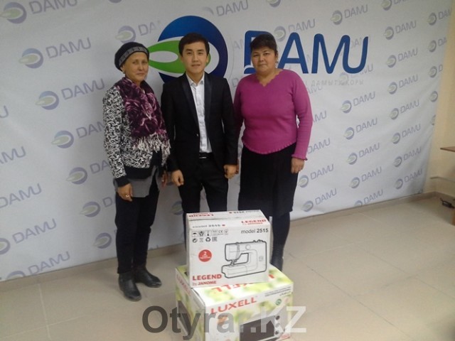В Шымкенте и Туркестане вручили спонсорскую помощь предпринимателям-инвалидам