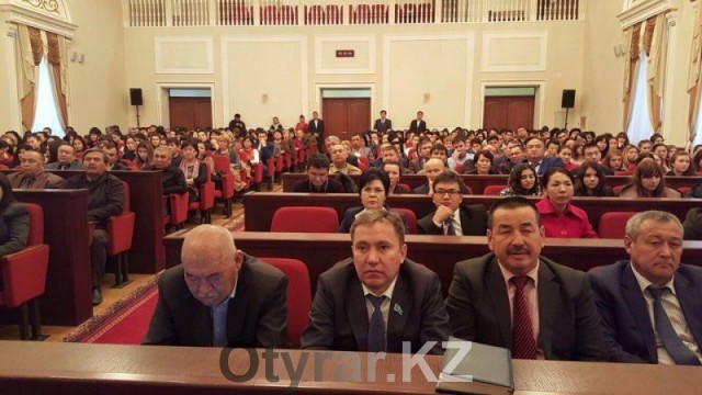 Заместители акима Кайрат Нуртай и Гульжан Курманбекова встретились с представителями социальной сферы