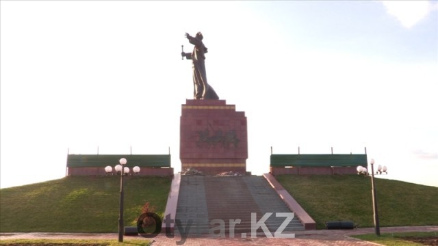 В Шымкенте началась реконструкция памятника Байдибек би