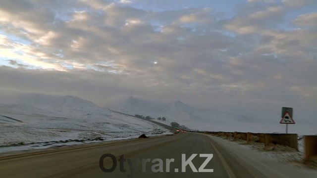 Трасса Шымкент-Ташкент открыта, а перевал Казыгурт стал безопасным