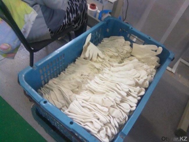 В Шымкенте начали производить хлопчатобумажные перчатки
