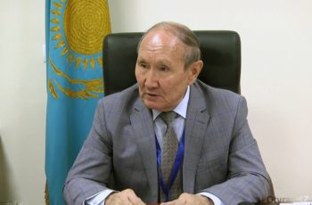 Председатель территориальной избирательной комиссии Южно-Казахстанской области Алибек Омиралиев.