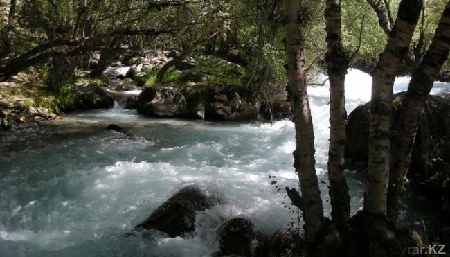Река Сайрам су в Толебийском районе так же опасна, как и нереально красива